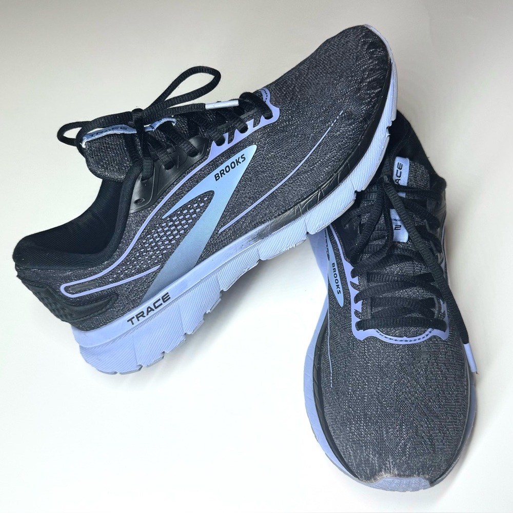 Brooks Women's Trace 2 Athletic Running Shoes Size- 8.5 Medium - Picture 3 of 9